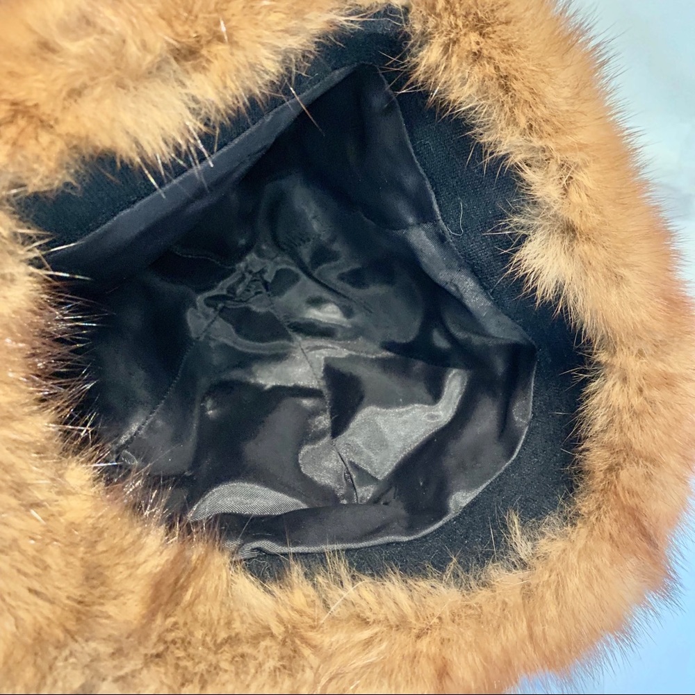 Fur Hat - Picture 15 of 16
